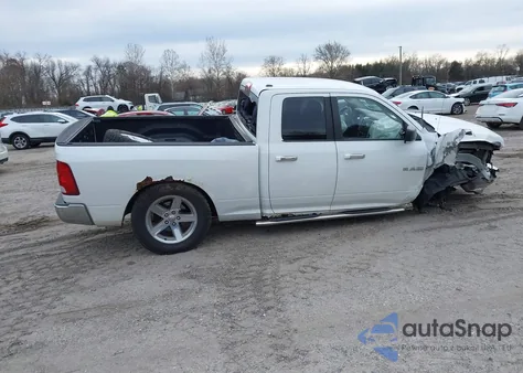 2010 Dodge Ram 1500 Slt/Sport/Trx z USA, uszkodzony, nr VIN 1D7RV1GT5AS263174
